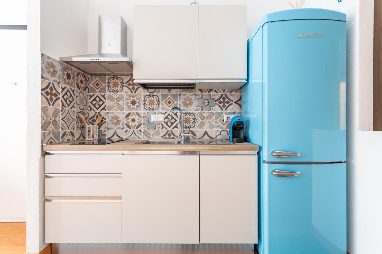 Sailing Apartment กาญารี ภายนอก รูปภาพ