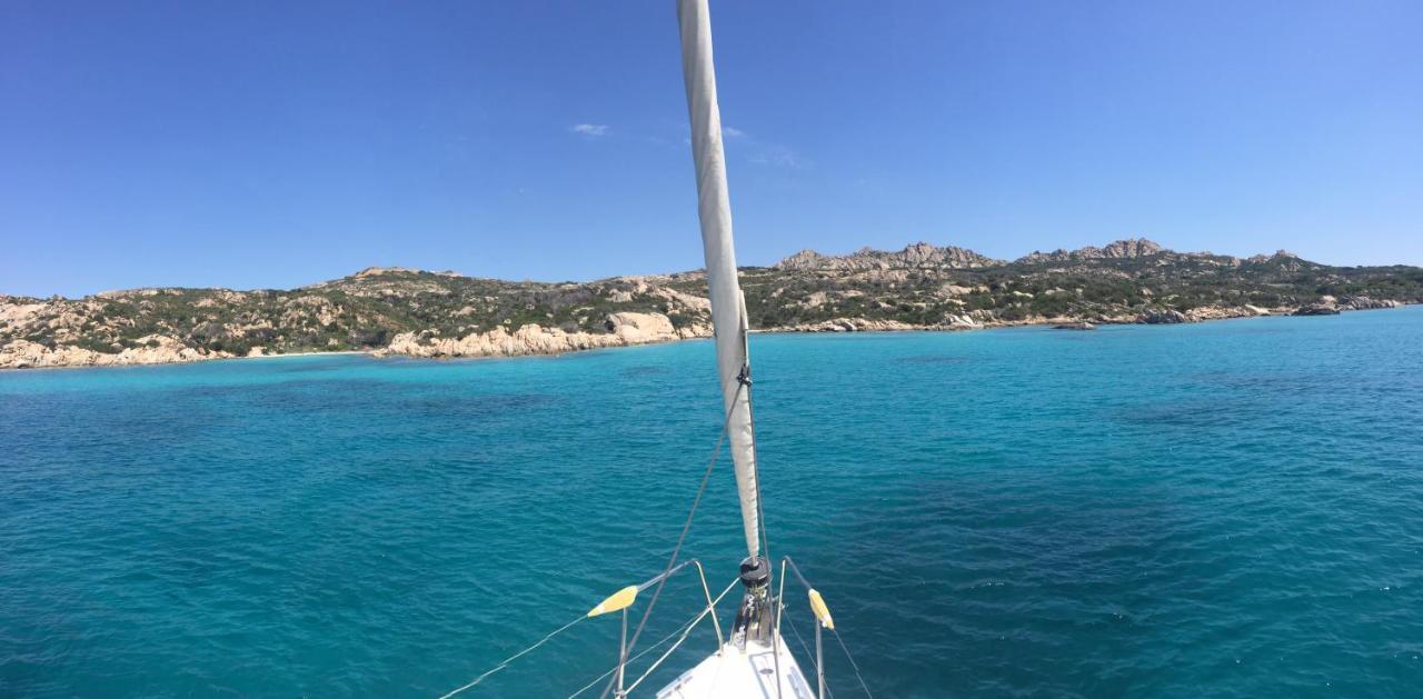 Sailing Apartment กาญารี ภายนอก รูปภาพ