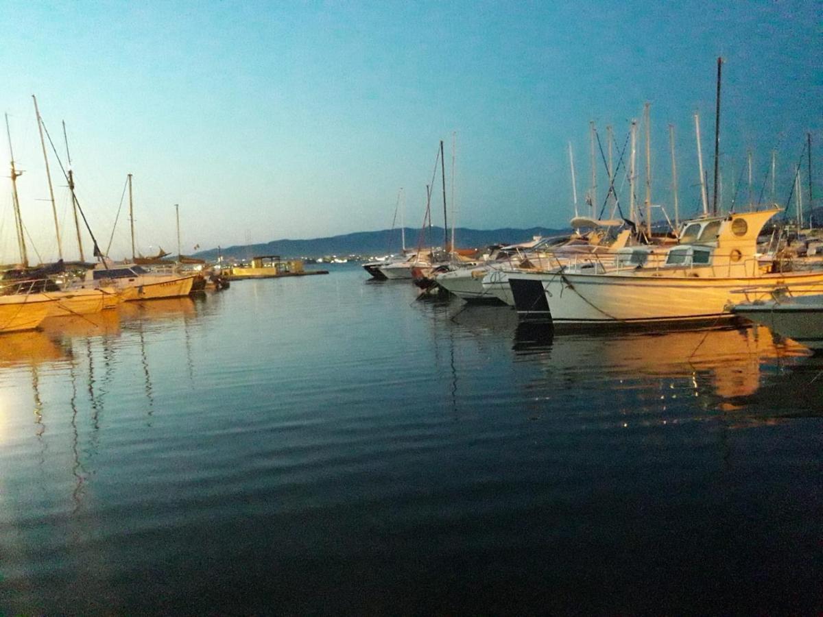 Sailing Apartment กาญารี ภายนอก รูปภาพ